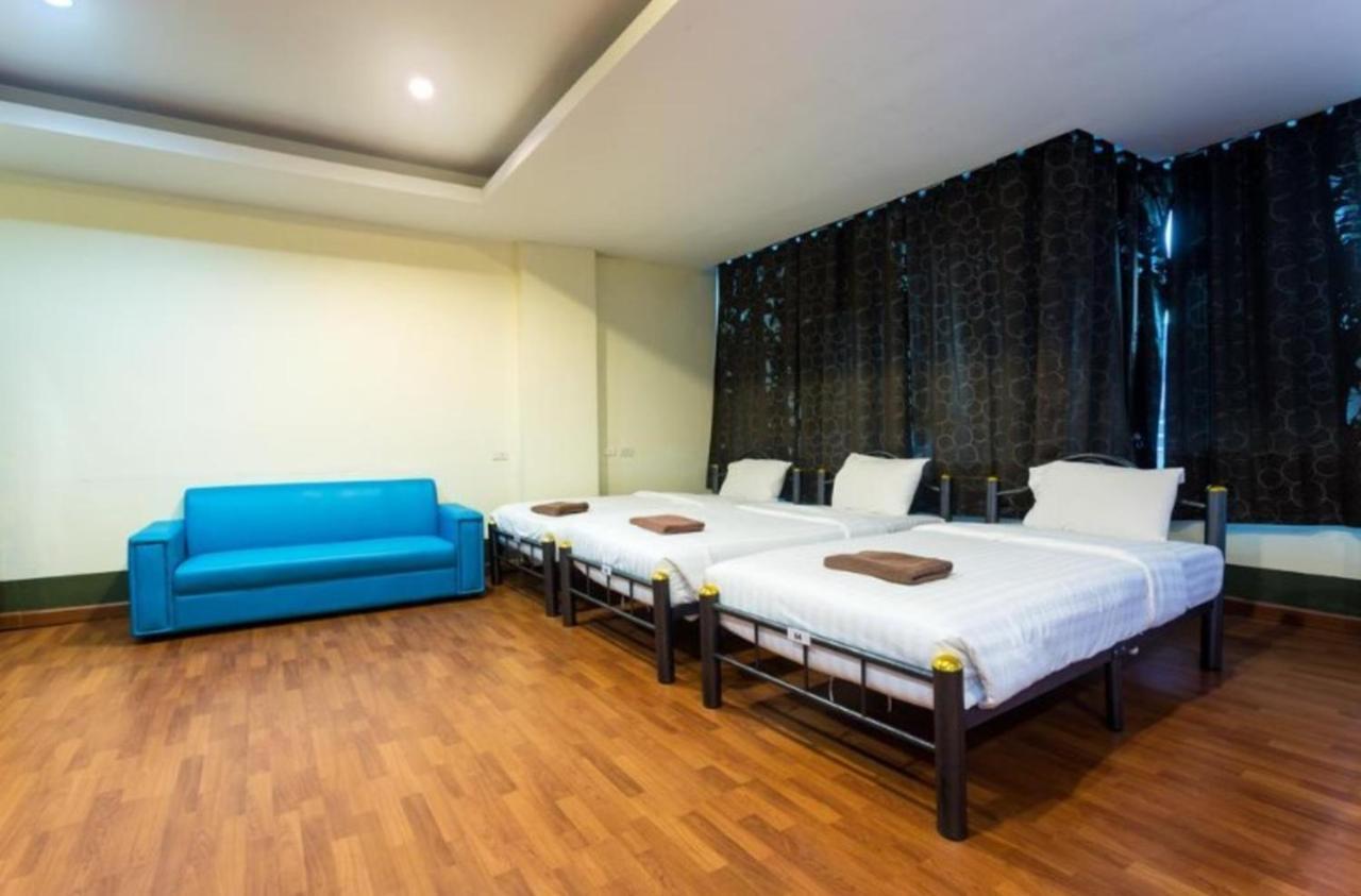 Lavender Patong Hotel Exterior photo